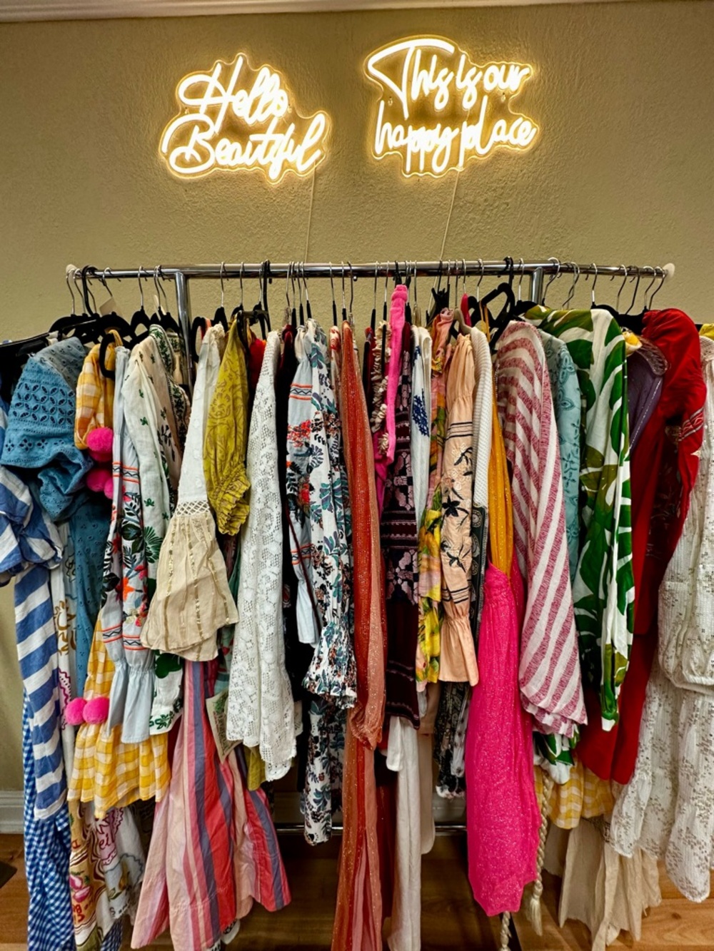 GIVEAWAY + FREE SHIPPING!!! @lillycolette - Picture 7 of 7
